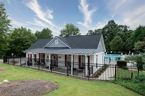 819 Ash St — Photo 17