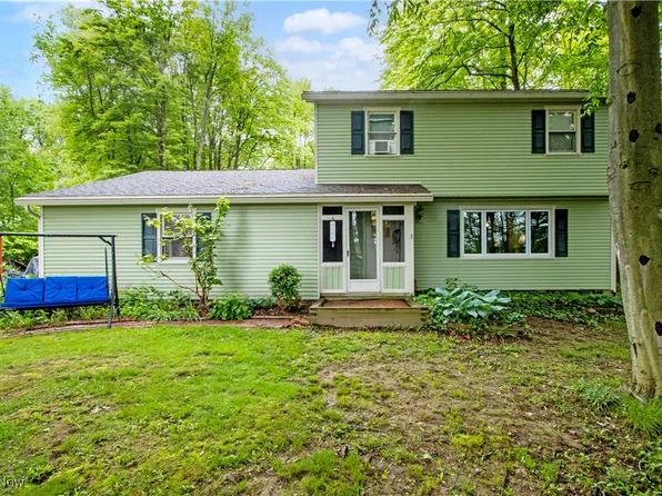 1425 Fox Lake Rd, Wooster, OH 44691