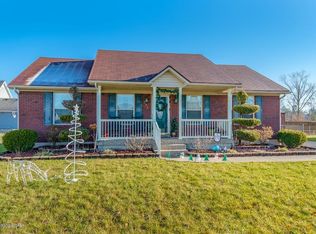 270 White Blossom Dr, Shepherdsville, KY 40165
