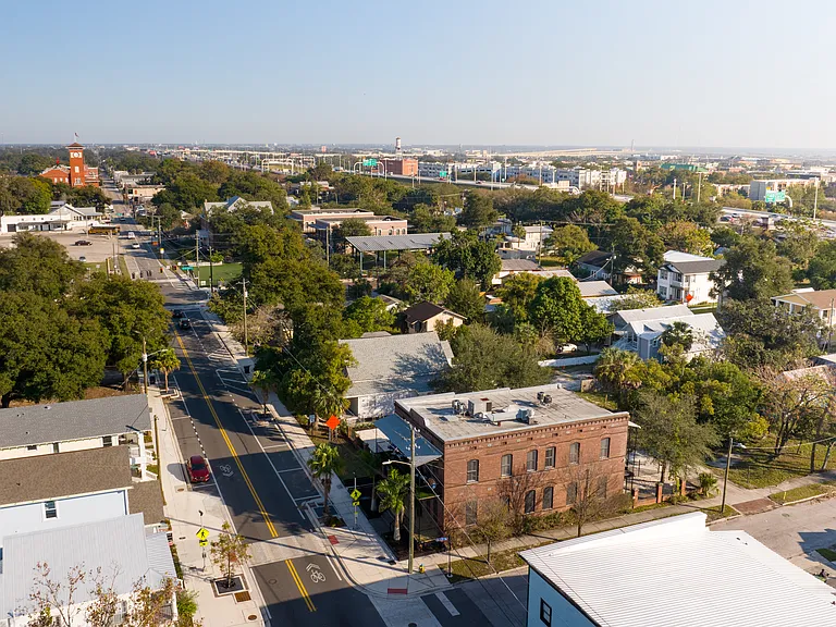 1301 E Columbus Dr #B — Photo 10