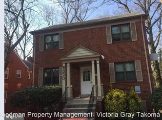 8320 Roanoke Ave #2, Takoma Park, MD 20912