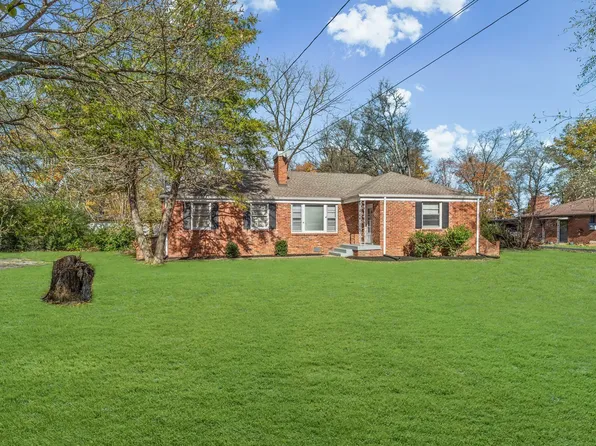 2404 Woodberry Dr, Nashville, TN 37214