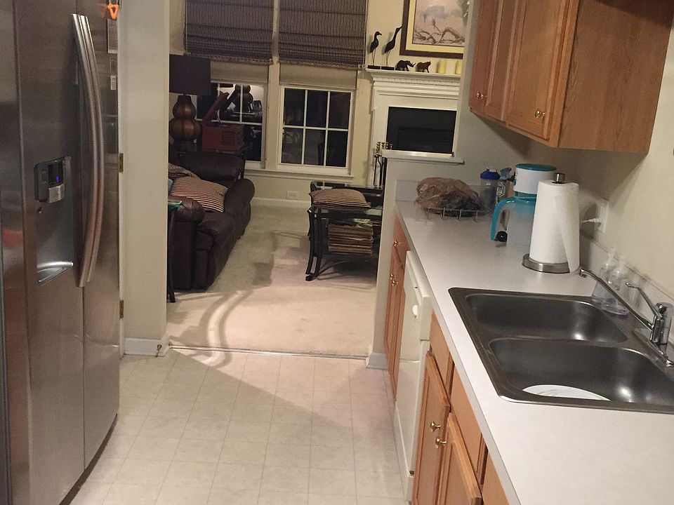 1st image of 9735 Mallard Glen Dr