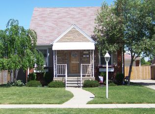 2295 17th St, Wyandotte, MI 48192