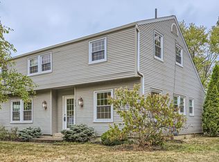 334 Carilla Ln, Columbus, OH 43228