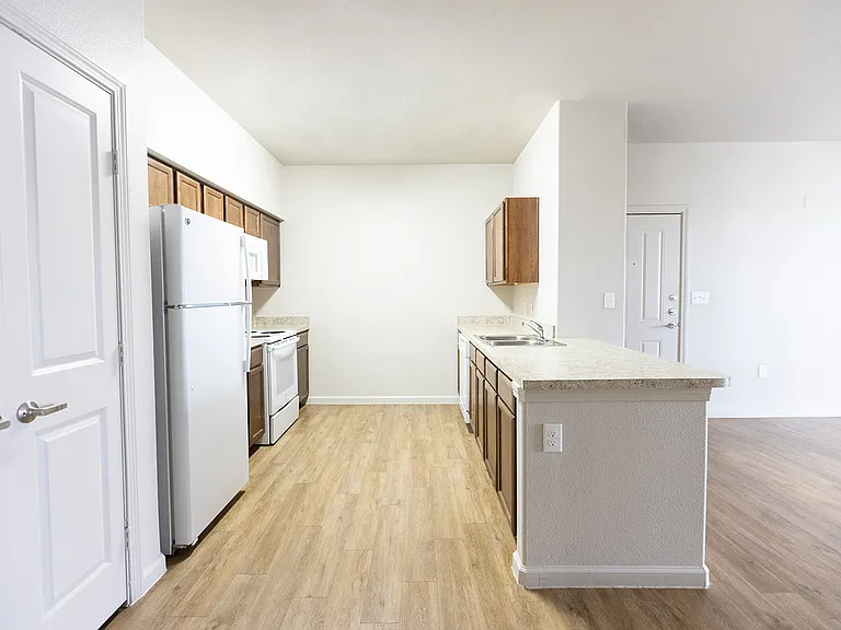 Masters Ranch Apartments — Photo 37