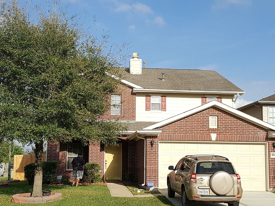 1st image of 9307 Windswept Grove Dr
