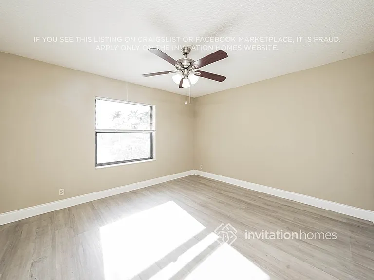 5646 Lincoln Cir E — Photo 12