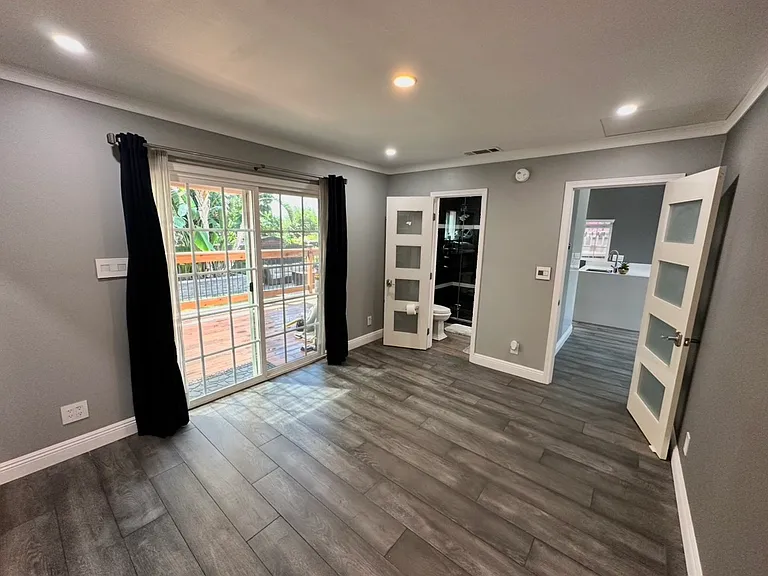 10355 Mount Gleason Ave #3 — Photo 6