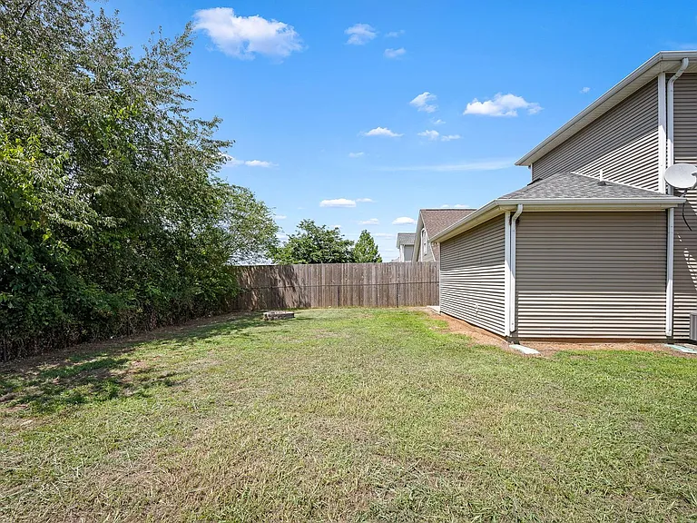 2634 Sewanee Pl — Photo 30
