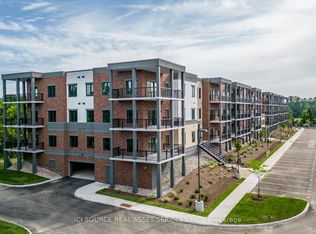 121 Mary St #421, Clearview, ON L0M 1G0