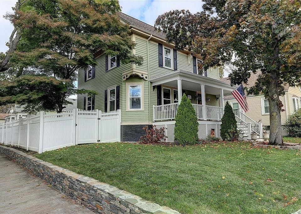 455 Eaton St, Providence, RI 02908 Zillow