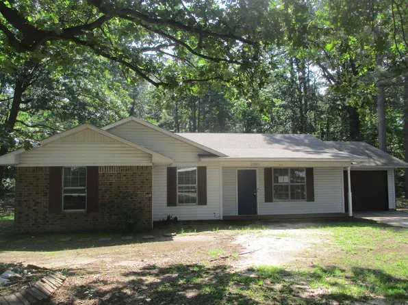 2305 Betty St, White Hall, AR 71602