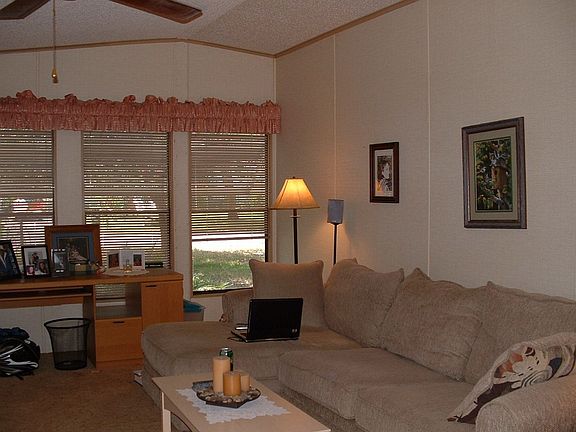 Relaxing living room