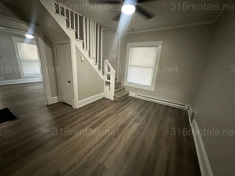 201 N Clarence St #201 — Photo 13