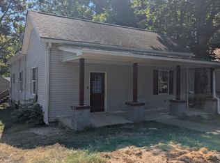 1115 Parker St, Columbia, TN 38401