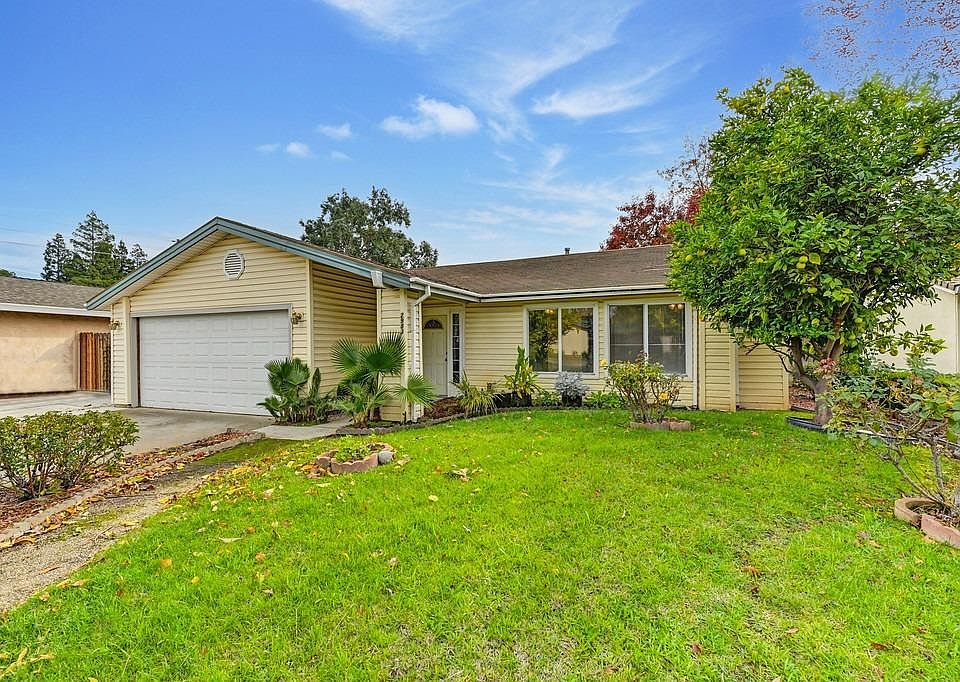 1st image of 2983 Rosemont Dr