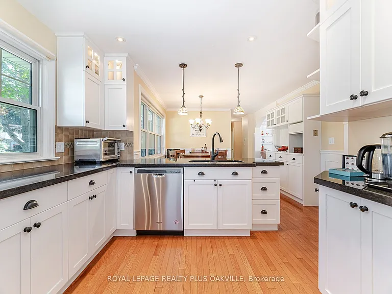43 Ravina Cres — Photo 13