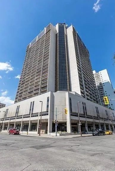 150 Park St W #1801 — Photo 1