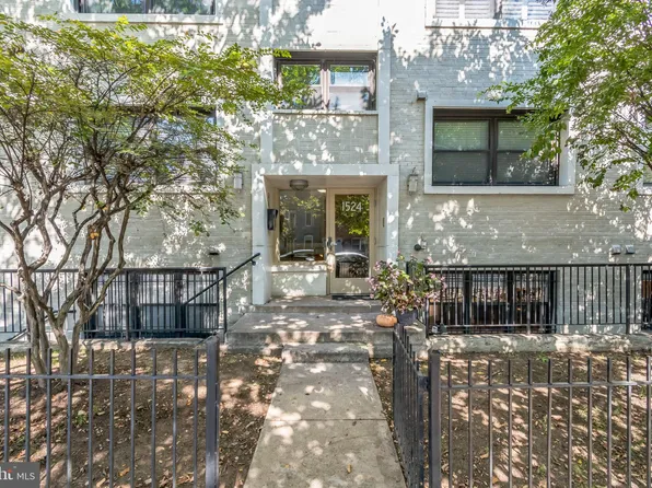 1524 Independence Ave SE APT 3, Washington, DC 20003