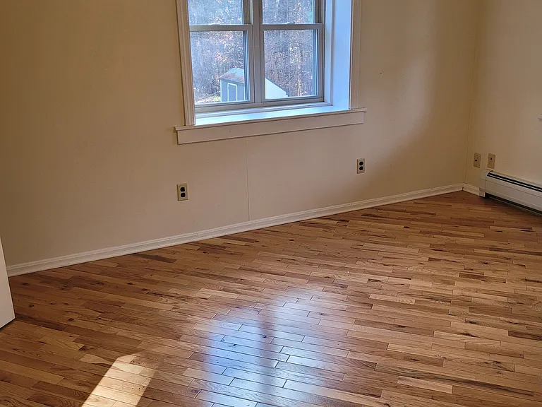 54 Westgate Rd — Photo 11