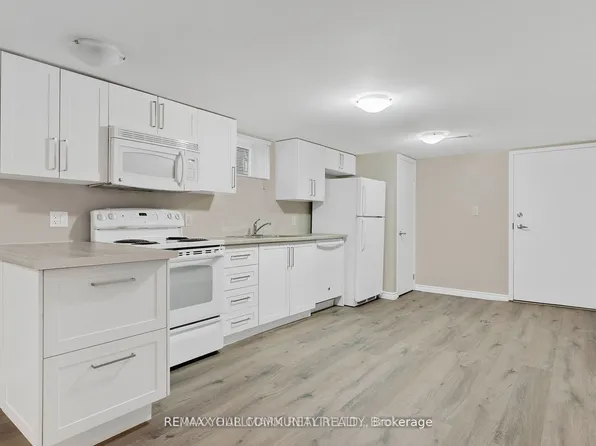 253 Alsace Rd Basement 1, Richmond Hill, ON L4C 2W9
