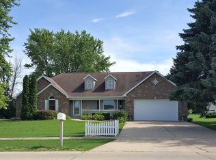 185 Chicago Rd, Paw Paw, IL 61353