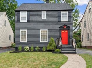 939 Elbon Rd, Cleveland Heights, OH 44121