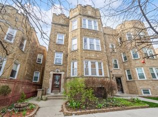 2429 W Fargo Ave #3, Chicago, IL 60645
