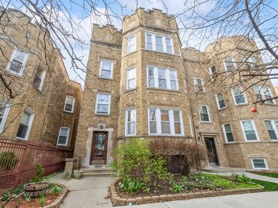 2429 W Fargo Ave #3, Chicago, IL, 60645