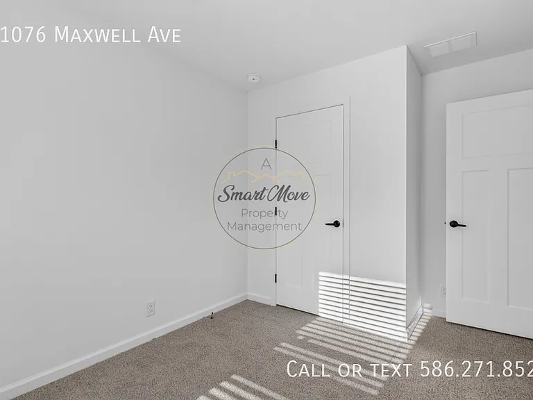 11076 Maxwell Ave — Photo 4