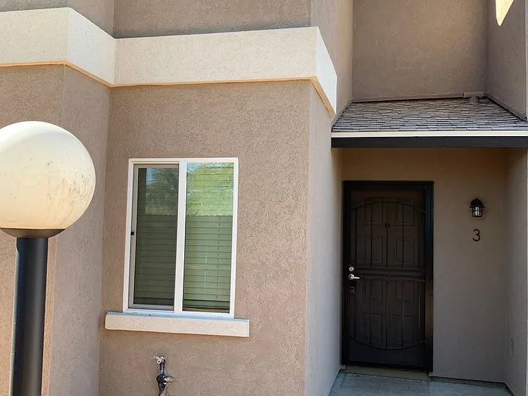 130 E Mills Dr #3 — Photo 5