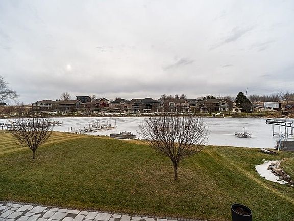 2nd image of 64 Hill Dr