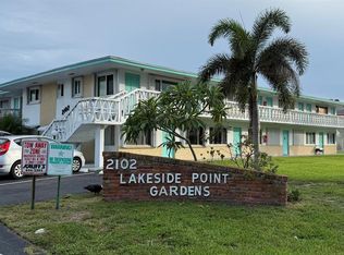 2102 Lake Osborne Dr APT 17, Lake Worth, FL 33461