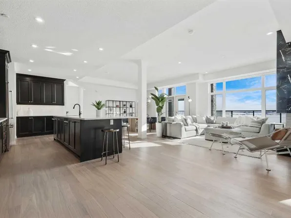 180 S Marina Cv SE #101, Calgary, AB T3M 3P4