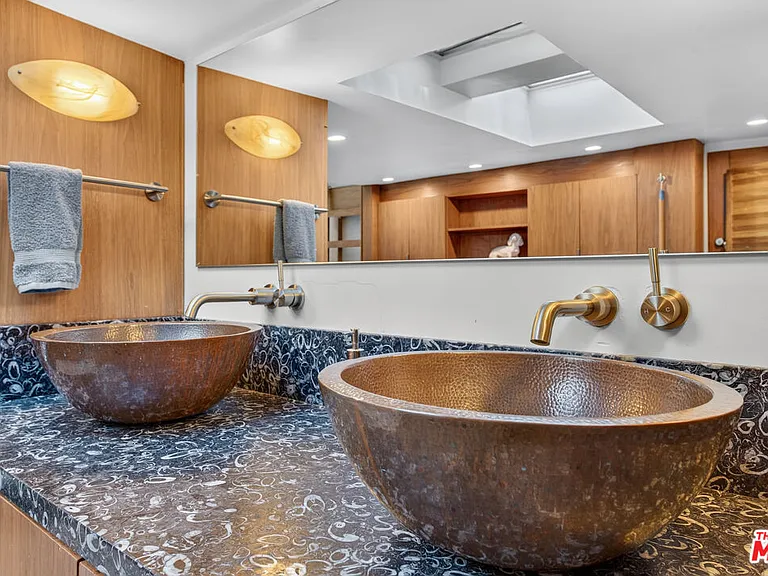 1738 Topanga Skyline Dr — Photo 54