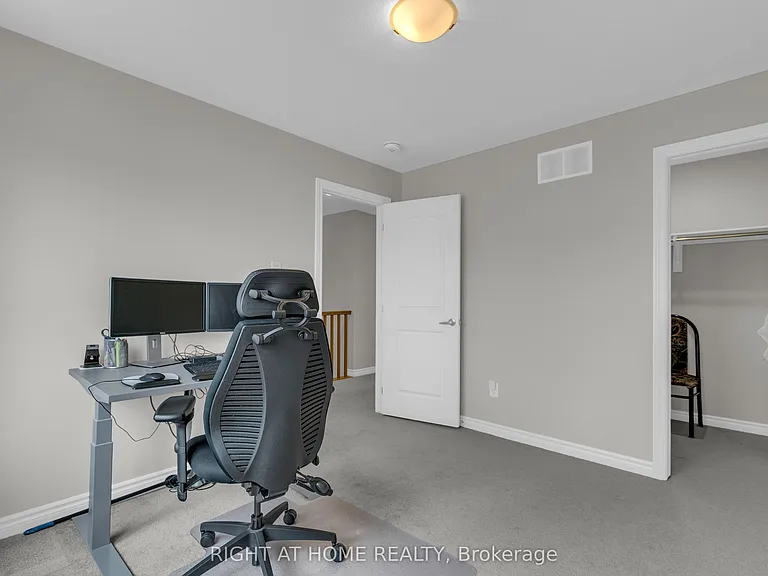 46 Focality Cres — Photo 21