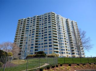 7501 River Rd APT 14C, Newport News, VA 23607