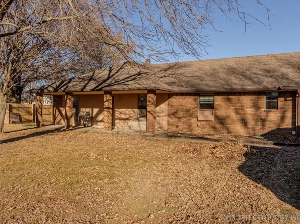 107 Cottonwood Rd, Pryor, OK 74361