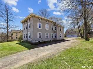 8 Pleasant Street, Danbury, CT 06810