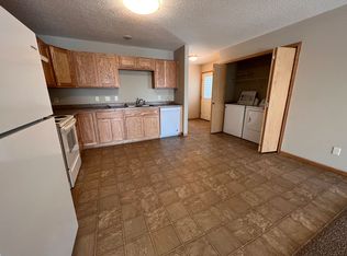 1563B Gunston Dr, New Richmond, WI 54017