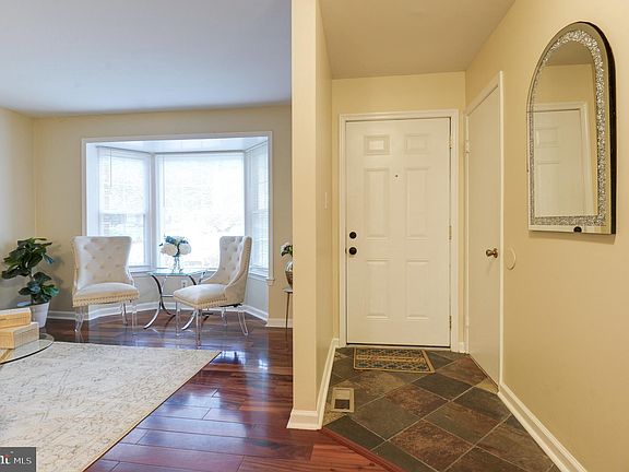2nd image of 10490 Malone Ct