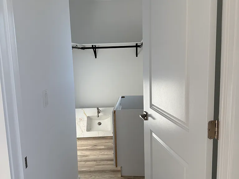 251 Livingston Ave #1 — Photo 13