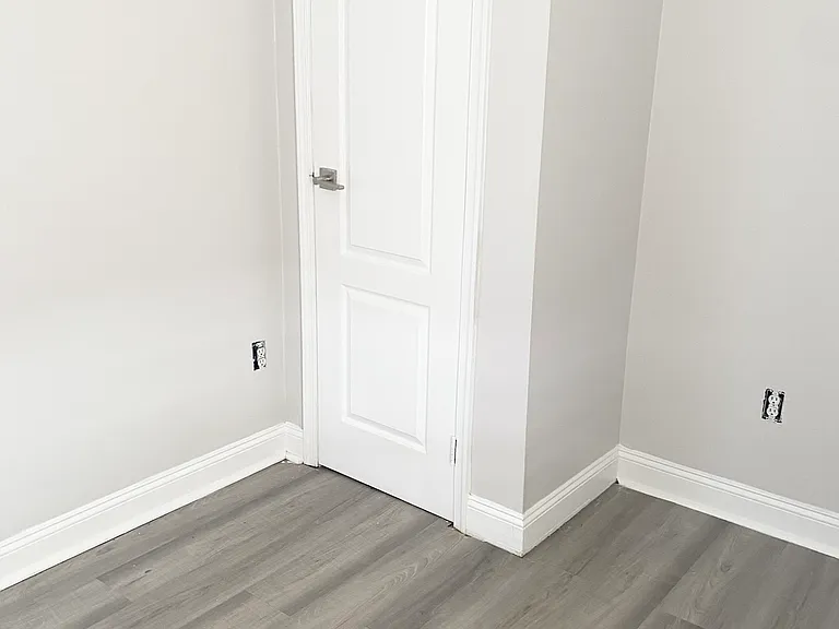 330 50st West New Frk #54-E — Photo 3