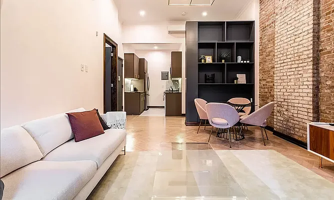 Rented by REAL New York | media 3