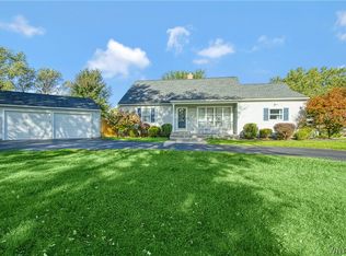 5100 Meadowbrook Rd, Williamsville, NY 14221