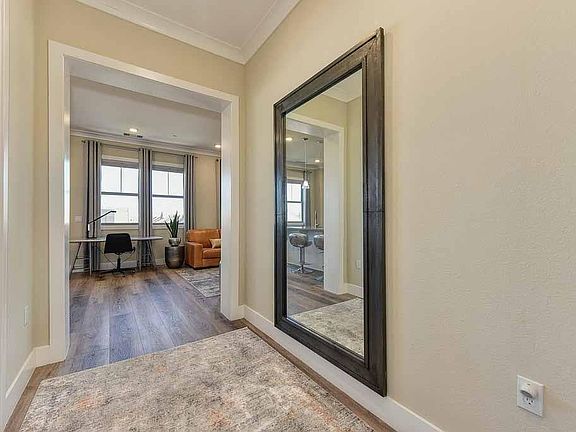 3rd image of 1000 Berryessa Ln APT 332
