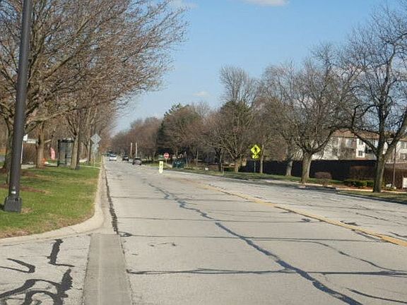 4th image of 108 E Bailey Rd