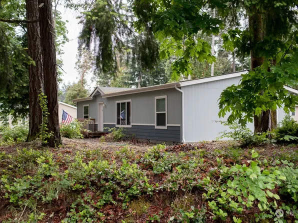 19112 21st Street SW, Lakebay, WA 98349