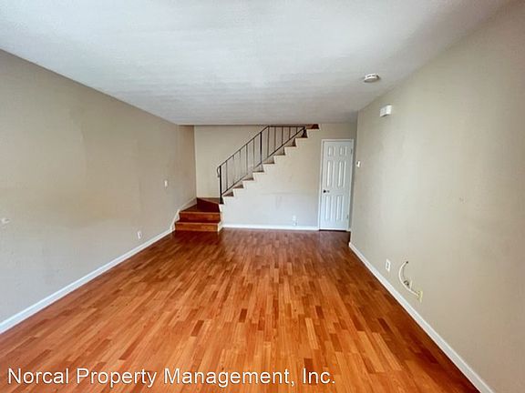 3rd image of 770 W Valley Dr APT 2
